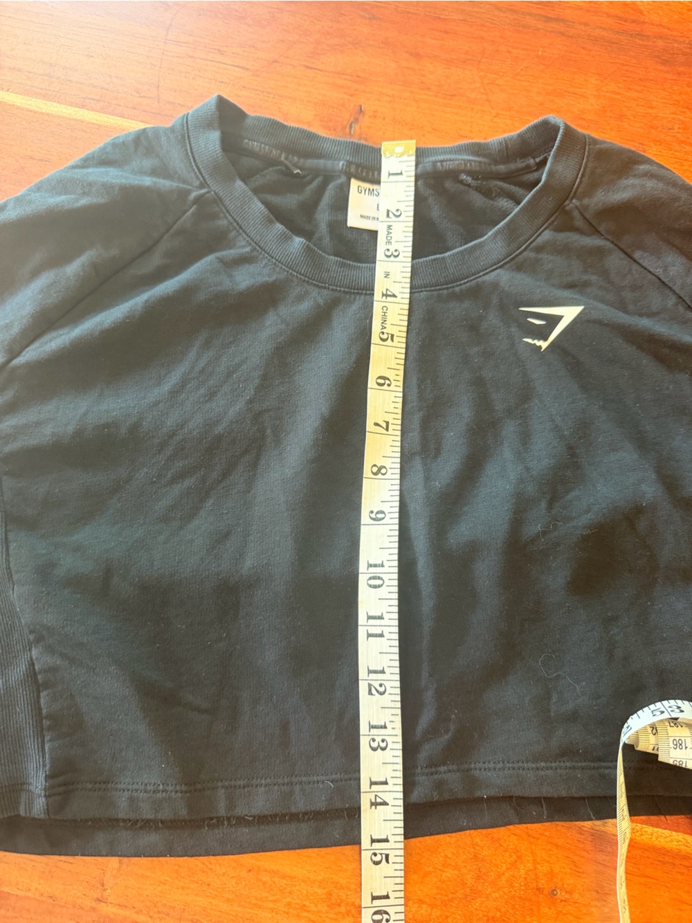 Gymshark Black Cropped Sweatshirt with Small White Logo - Picture 4 of 6